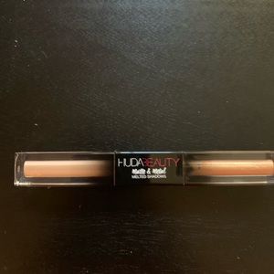 Huda Beauty Matte and Metal Melted Shadows